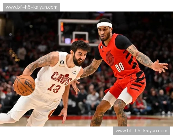 铁血与繁华的终极较量：克利夫兰骑士vs纽约尼克斯，谁才是东部真正的硬骨头？