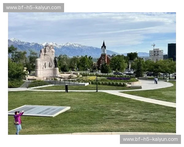 盐湖城，一座山水与机遇并存的宝藏之城